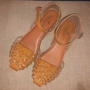 Women’s American Eagle Huarache Sandals - Sz 8